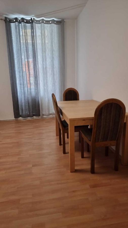 Premier Triple Room Mz Виена Екстериор снимка