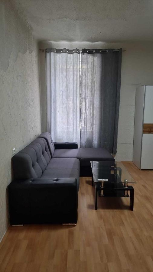 Premier Triple Room Mz Виена Екстериор снимка